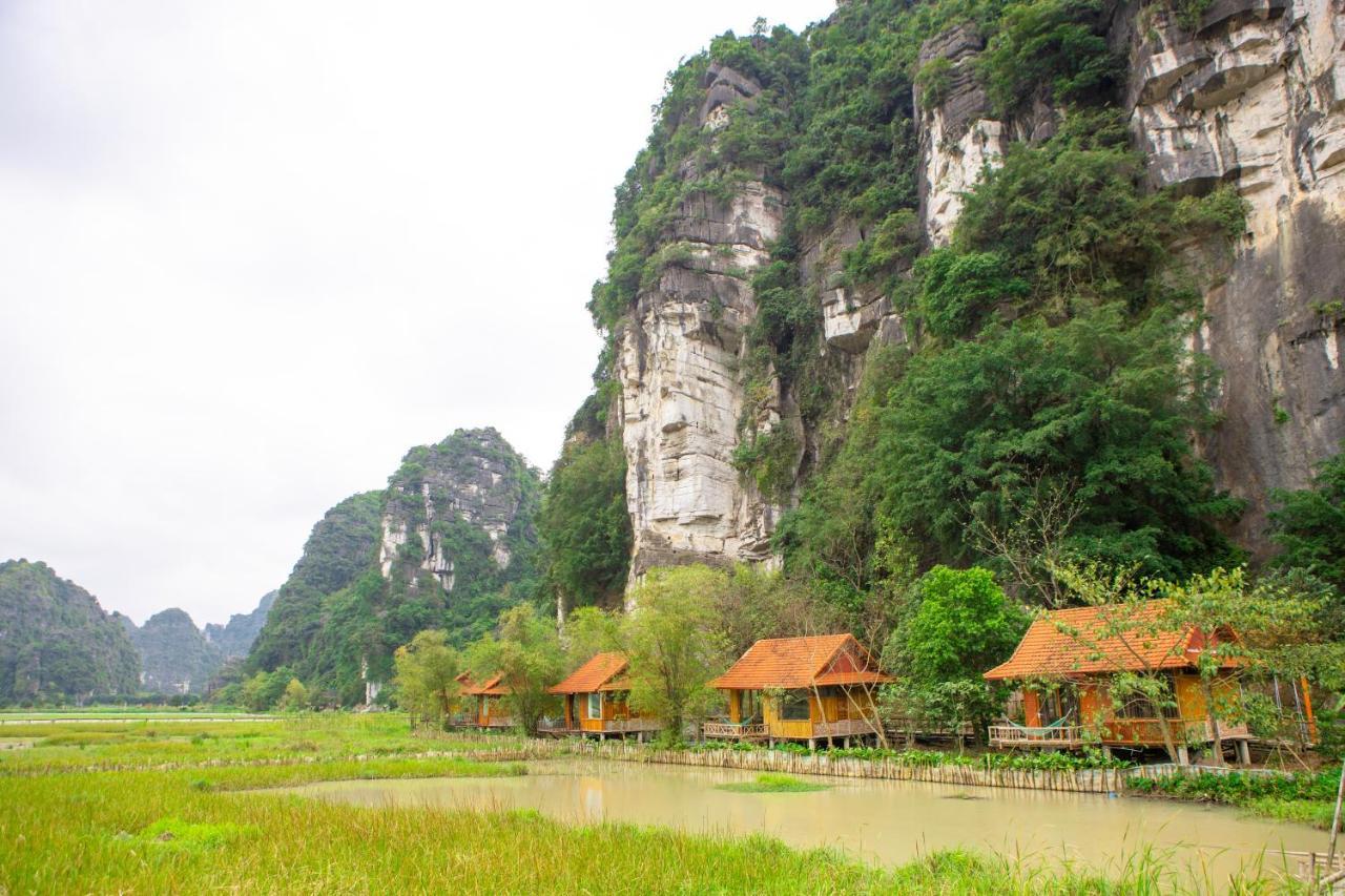 Lotus Field Homestay 닌빈 외부 사진