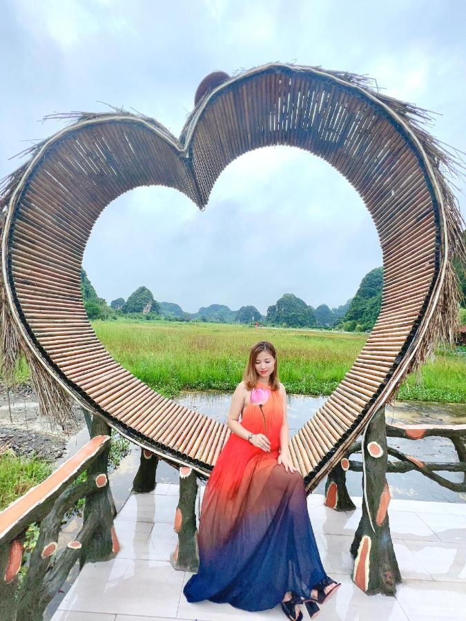 Lotus Field Homestay 닌빈 외부 사진