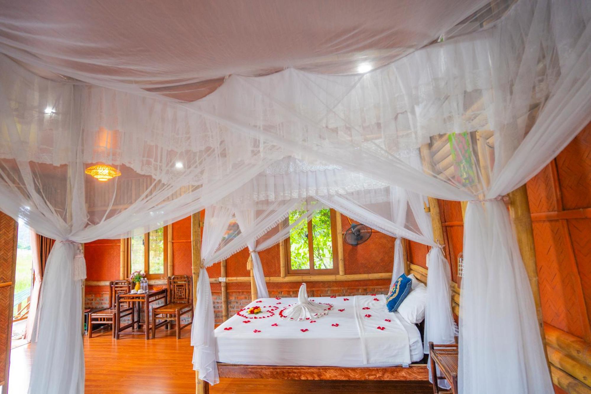 Lotus Field Homestay 닌빈 외부 사진